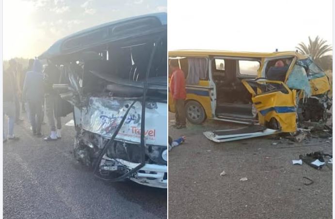 صباح اليوم: وفاة شخصين وإصابة 9 آخرين في حادث اصطدام تاكسي جماعي وحافلة لنقل العملة/فيديو